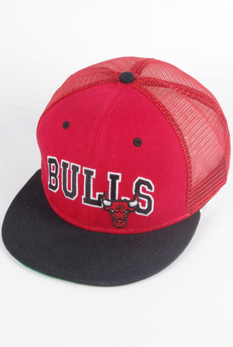 Кепка с сеткой Chicago Bulls